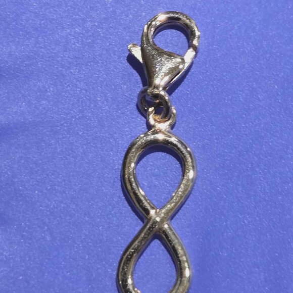 Gold Pendant or charm - detachable - Picture 14 of 16